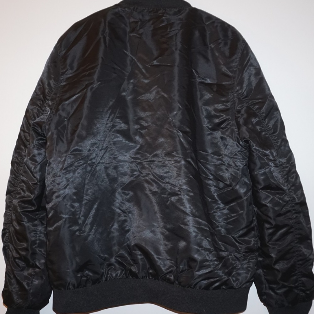 Warm Jacket - Picture 2 of 2